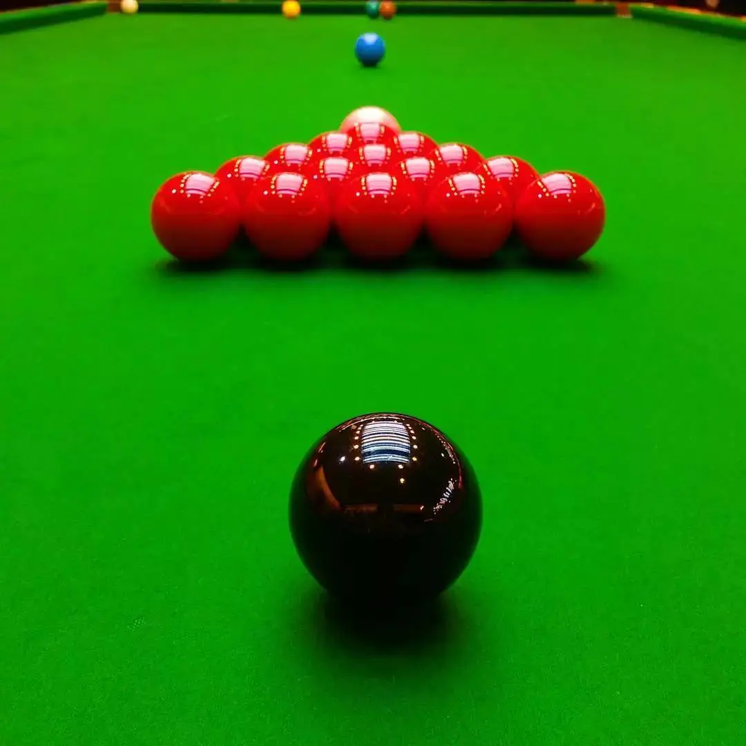 《2023斯诺克国际锦标赛》：马奎尔VS瑞恩·戴，巅峰对决，谁能问鼎冠军？